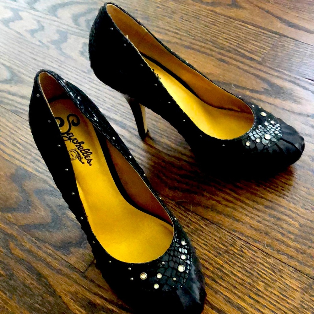 Dressy pumps